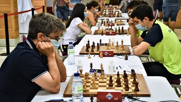 El Club d’Escacs Platja d’Aro debuta en la Segunda División Española.